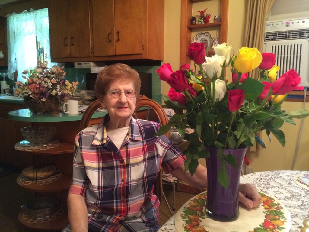 Lillian A. (nee Augustine) Kalinowski Profile Photo