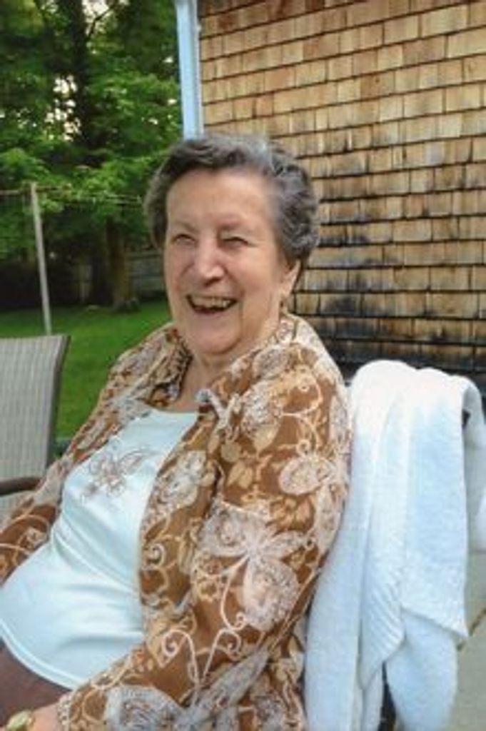 Maryanne  L. Murray