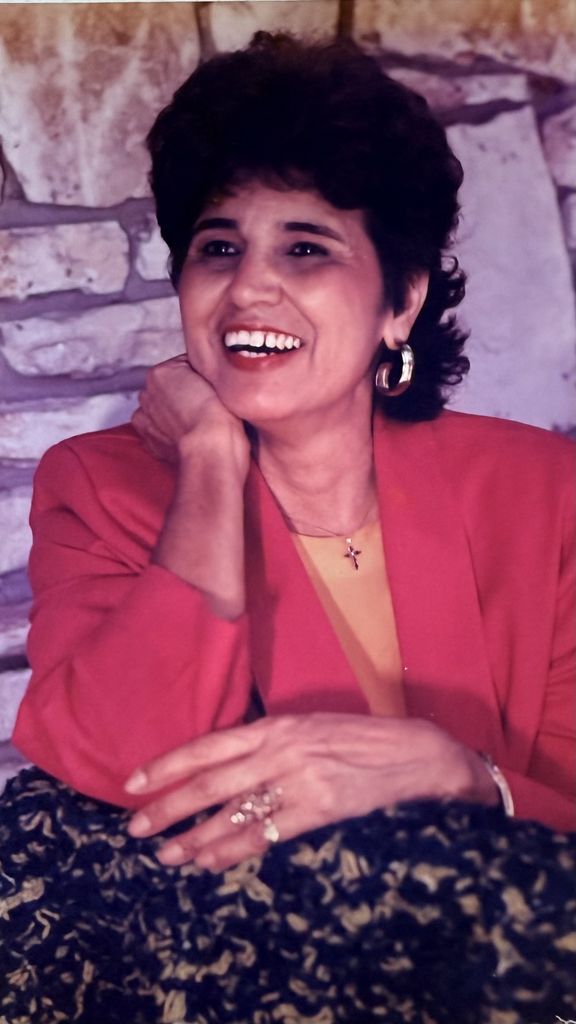 Eloisa "Locha" Mendietta Moreno