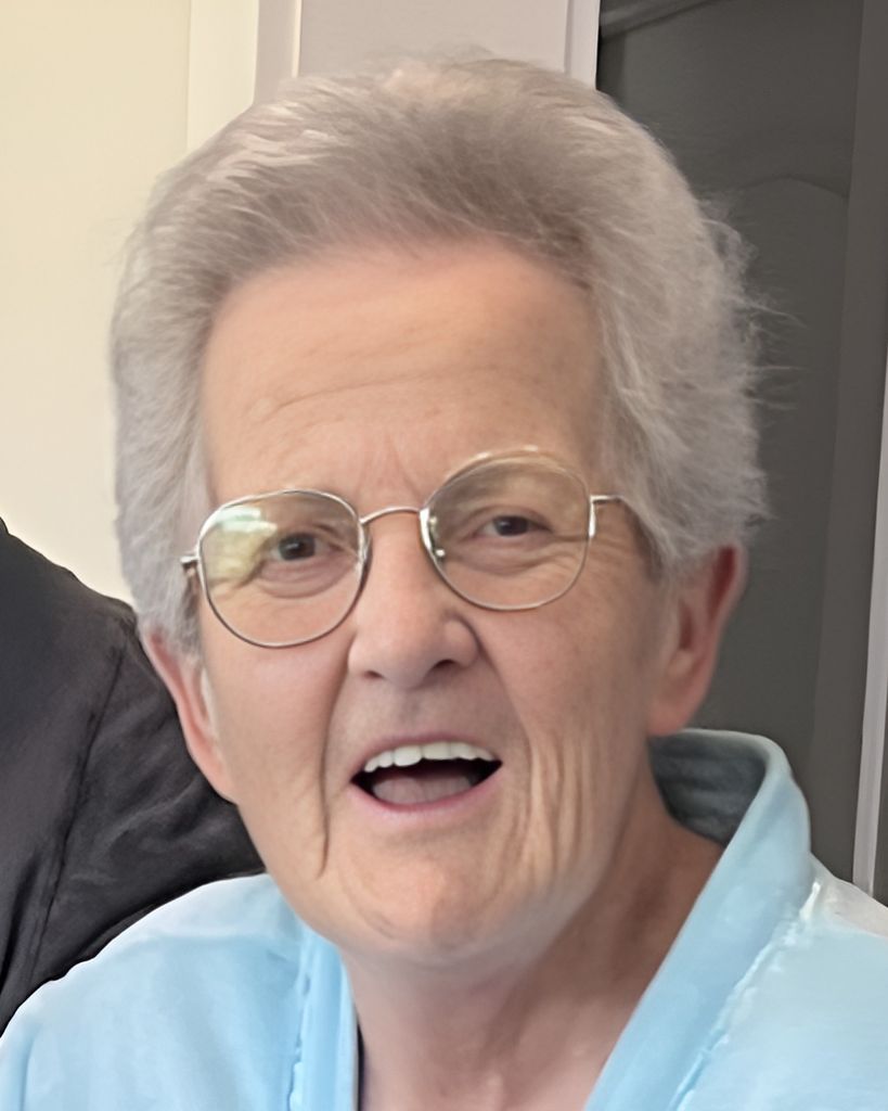 Victoria Jane Thomas Hinds Profile Photo