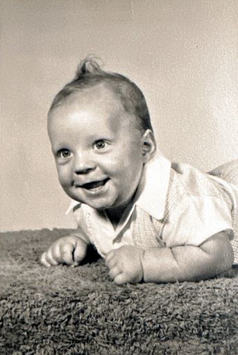 Don Anthony Geeck photo gallery thumbnail 91 of 145