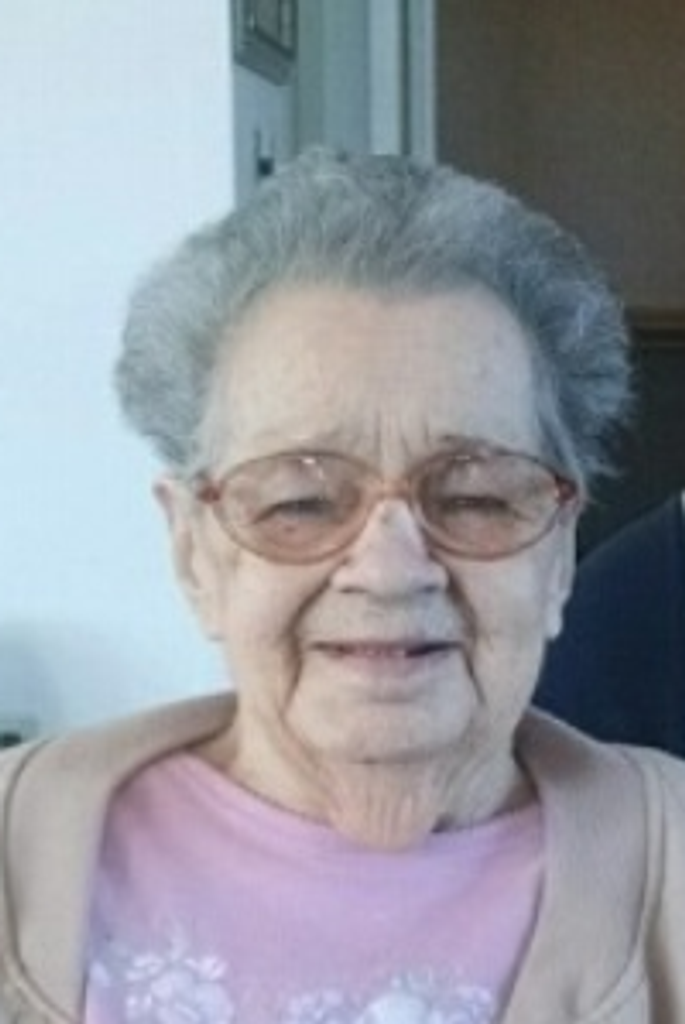 Rose Deschenes Profile Photo