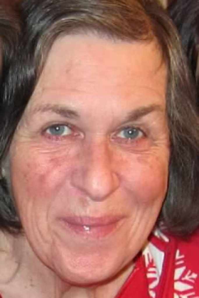 Carolyn (Pierce) Gayle Profile Photo