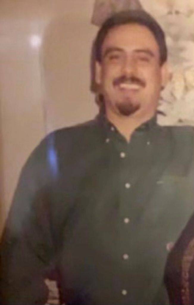 Johnny Ray Martinez