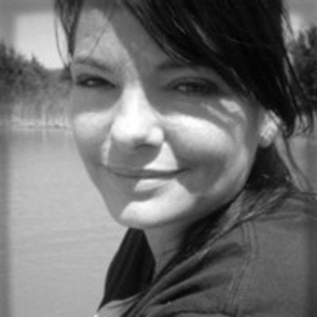 Tina Luke Profile Photo
