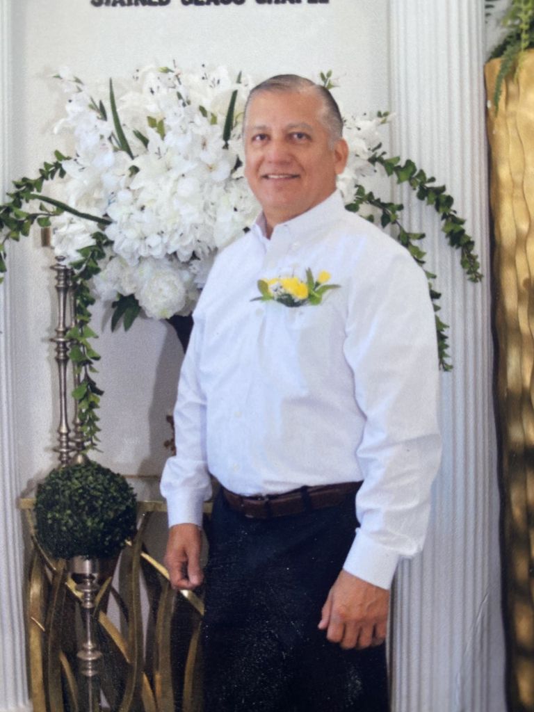Noe  Carlos Hernandez