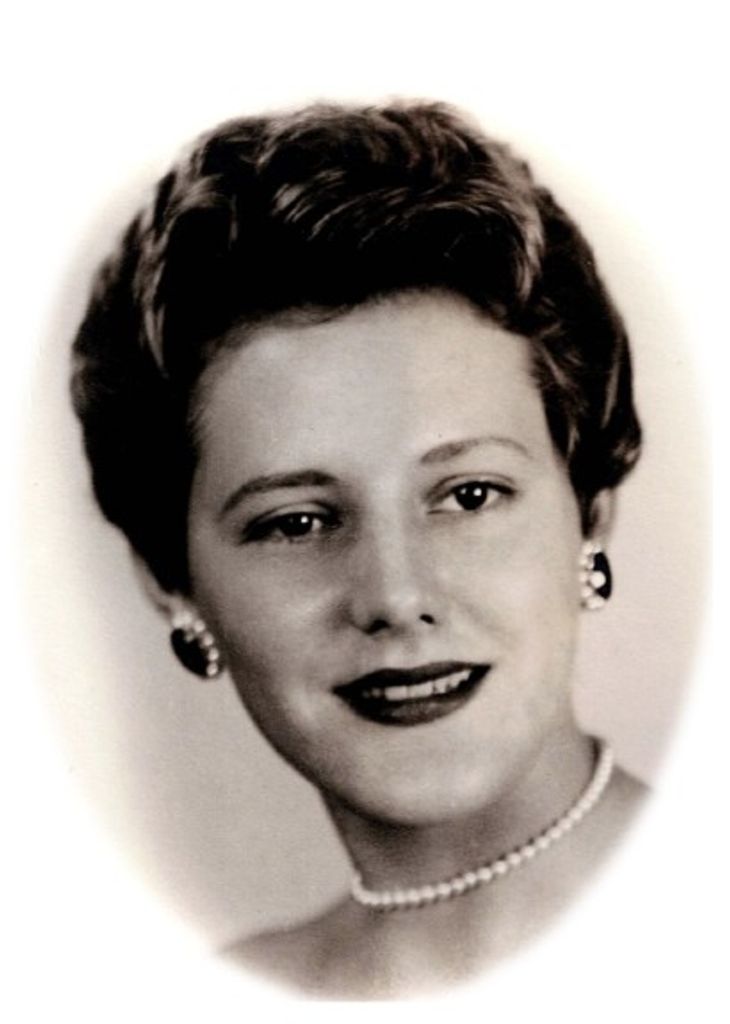 Mary Stiller Rosas Profile Photo