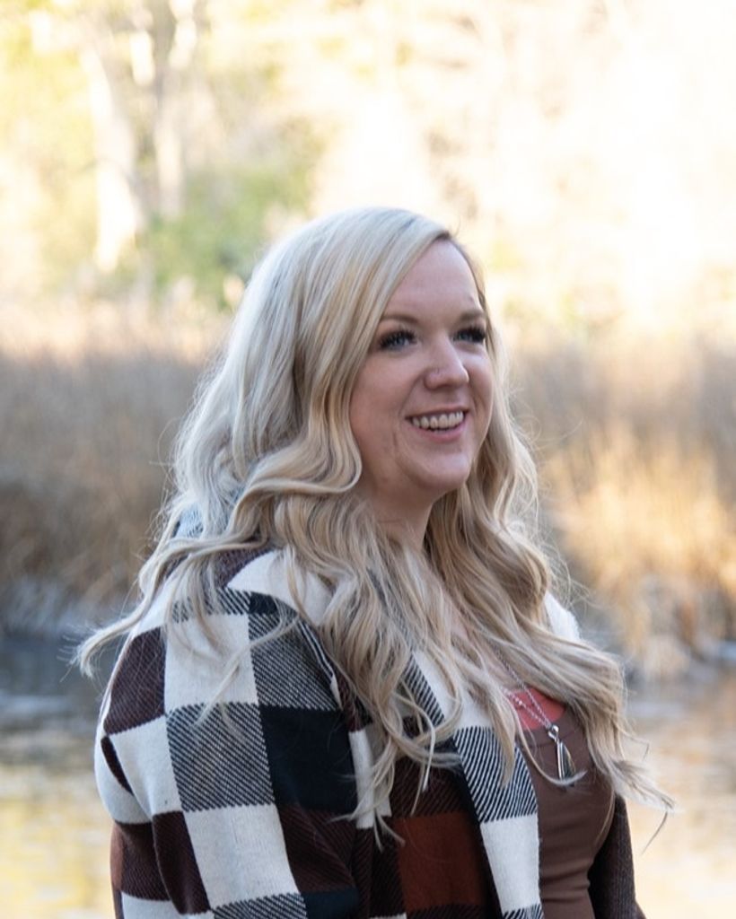 Janelle La Rae Benshoof