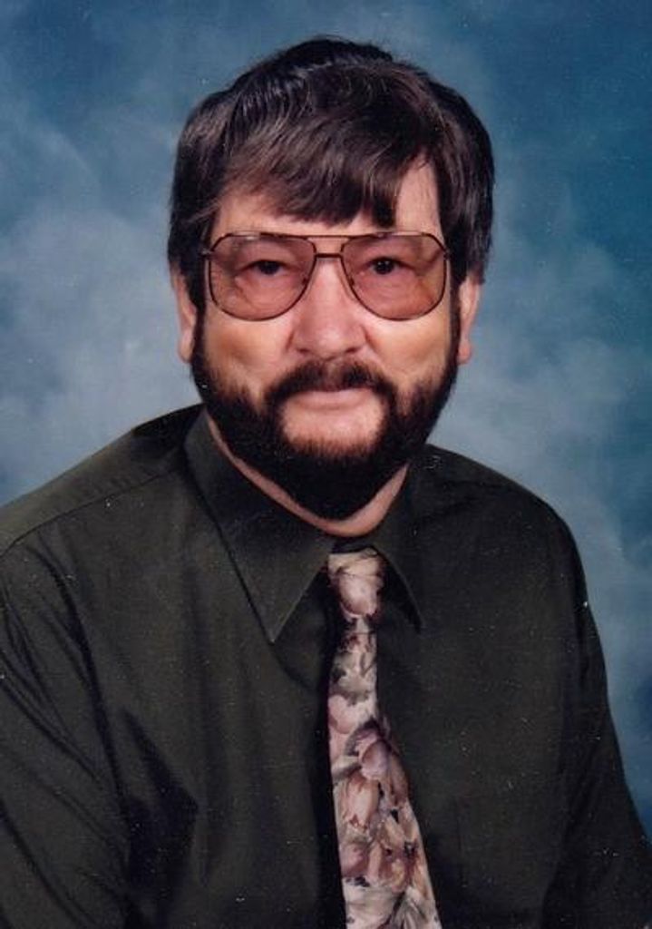 Robert Mickeal Hendrix Profile Photo