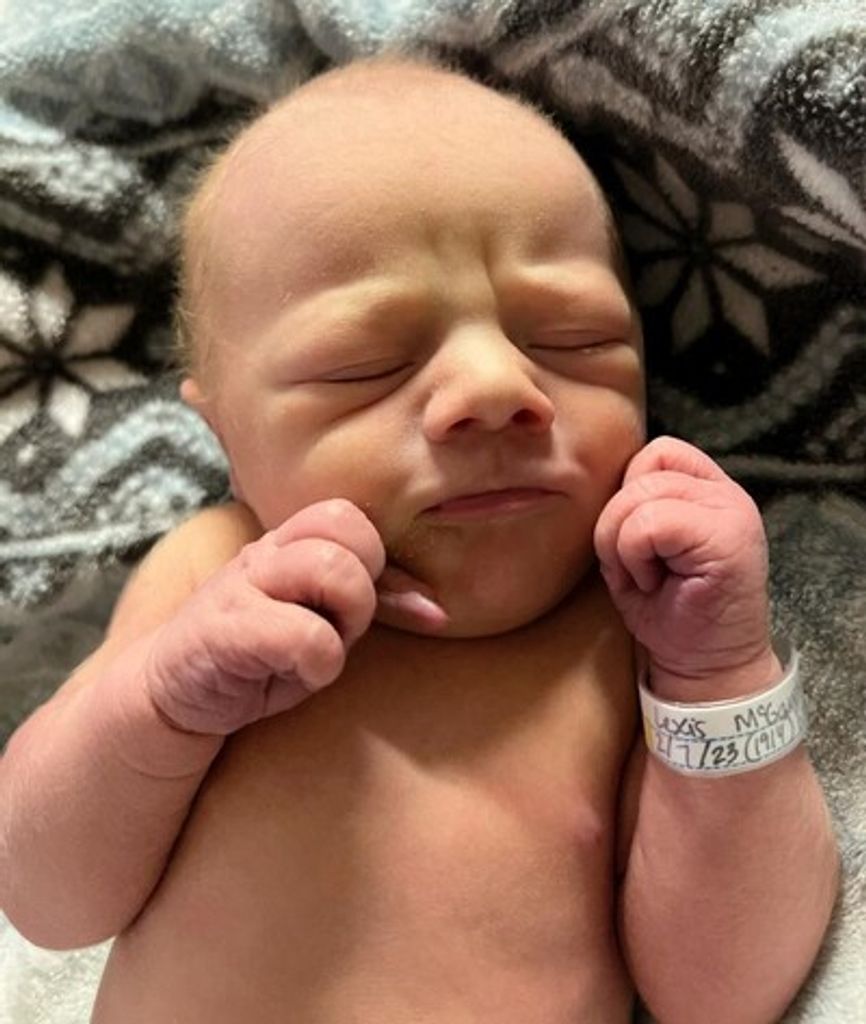 Jonathan Knox Louis Dunn Profile Photo