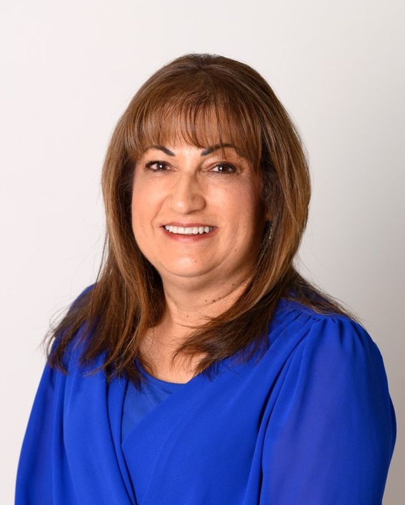 Roseanne Lopez