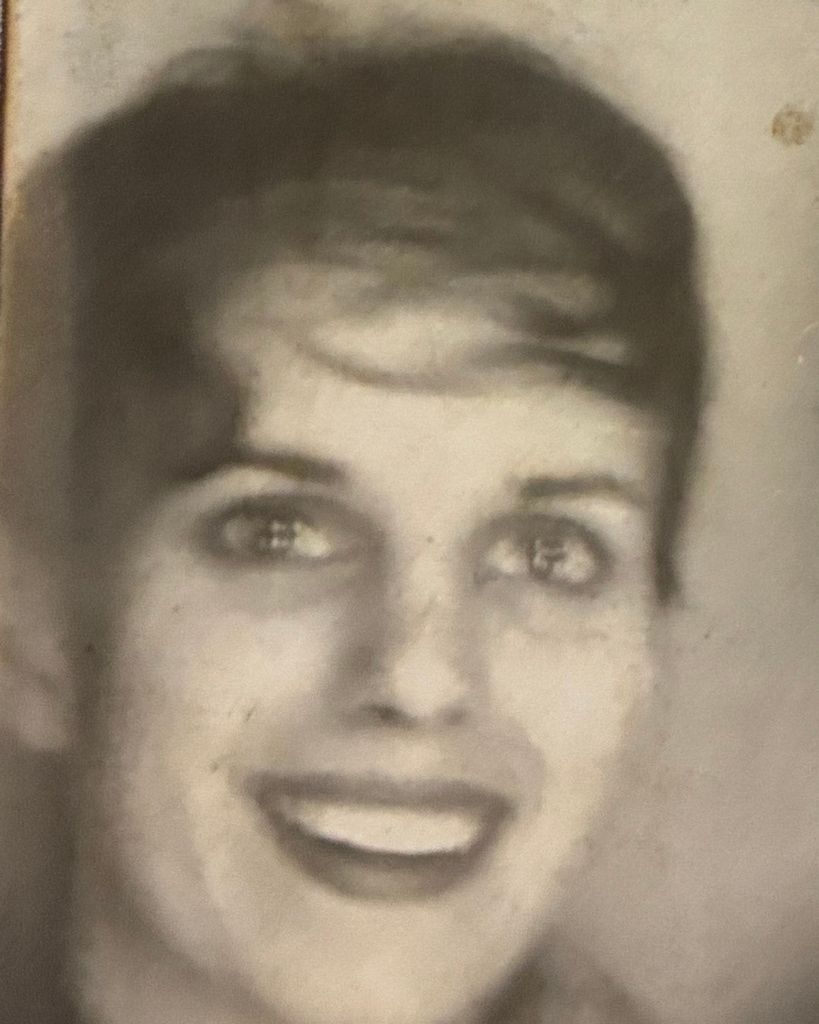 Angela Hofer Profile Photo