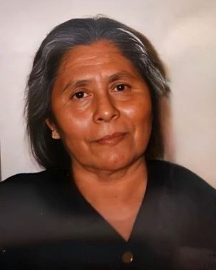 Teodora "Lola" Bustamante