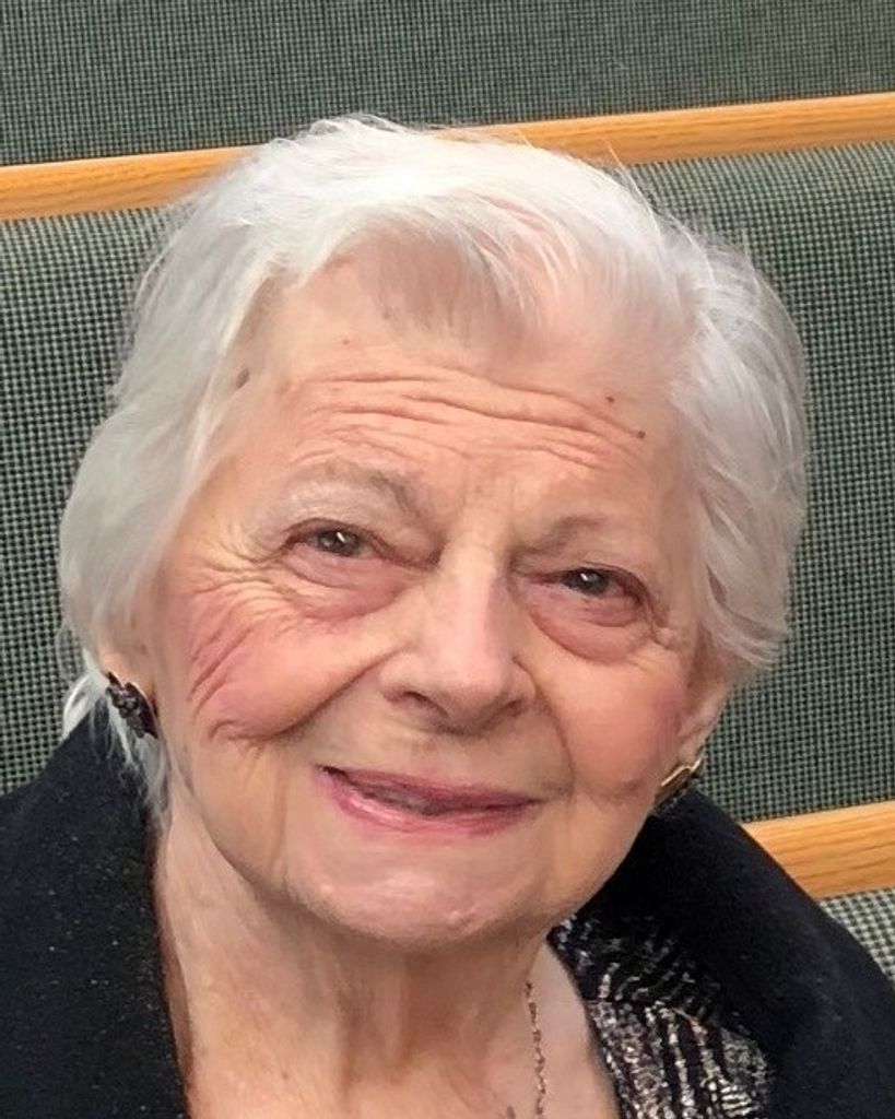 Elvira DeLuzio Profile Photo