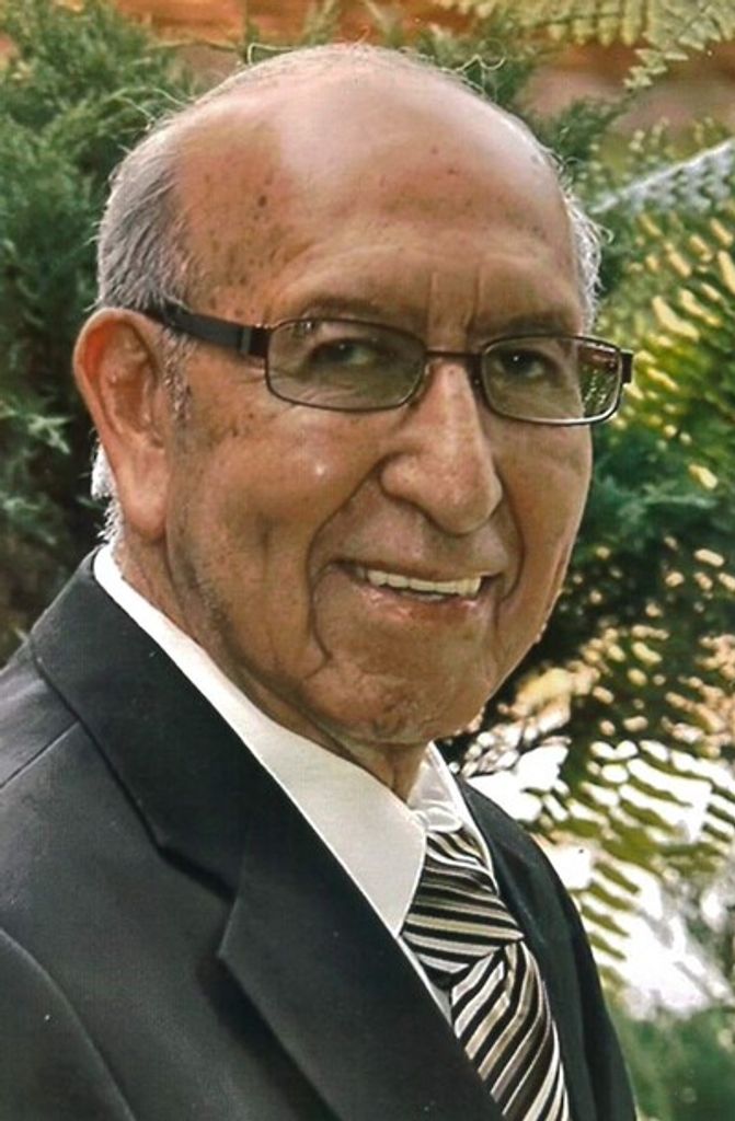 Luis Huerta, Jr. Profile Photo