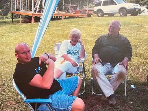 Gordon Sizemore photo gallery thumbnail 52 of 149