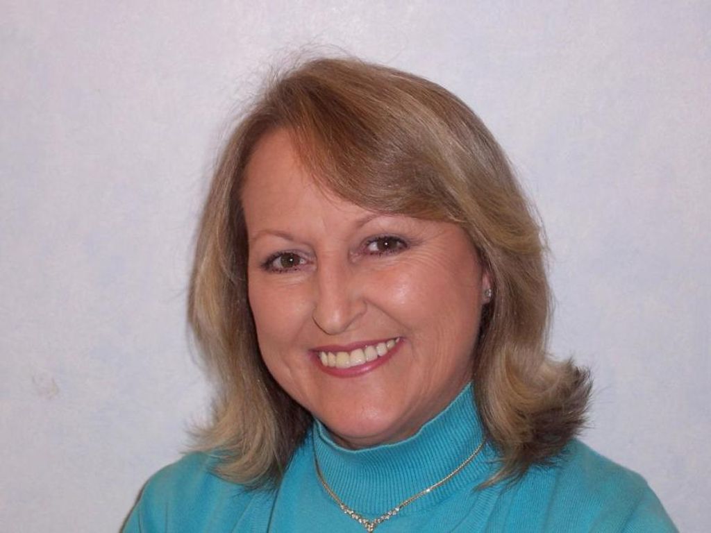 Dian B Mackie Profile Photo