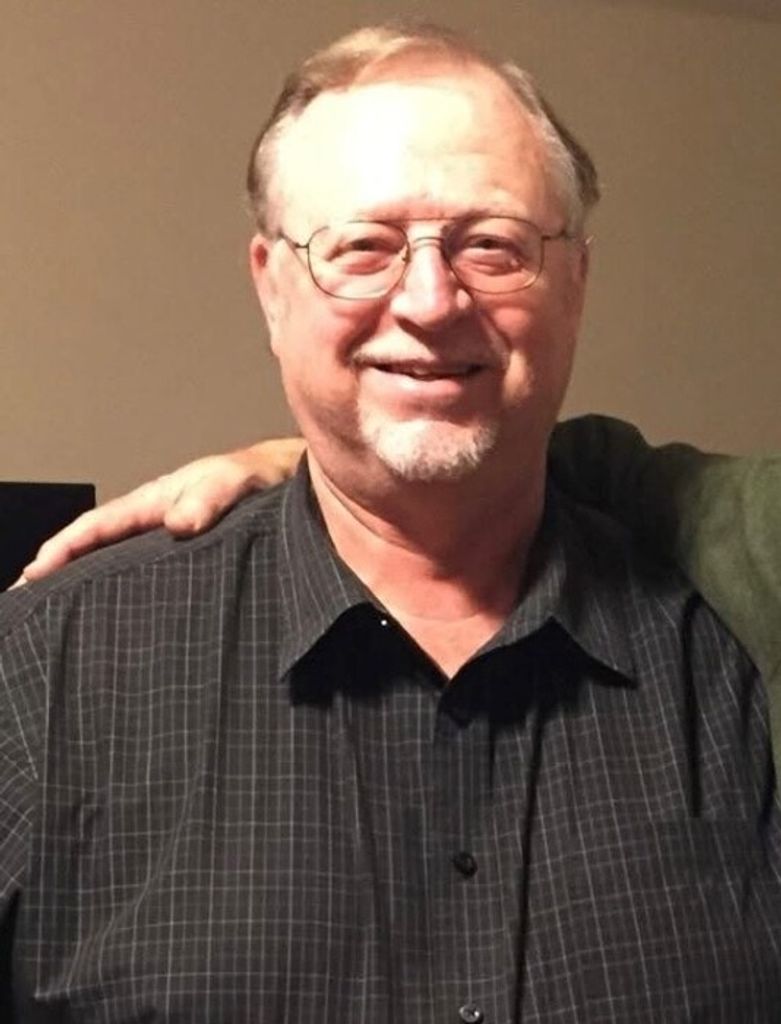Dennis Fields, Jr. Profile Photo