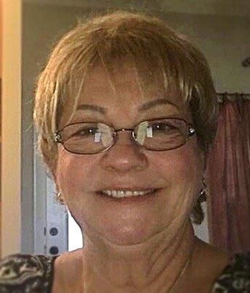 Laura Jean Davis Profile Photo