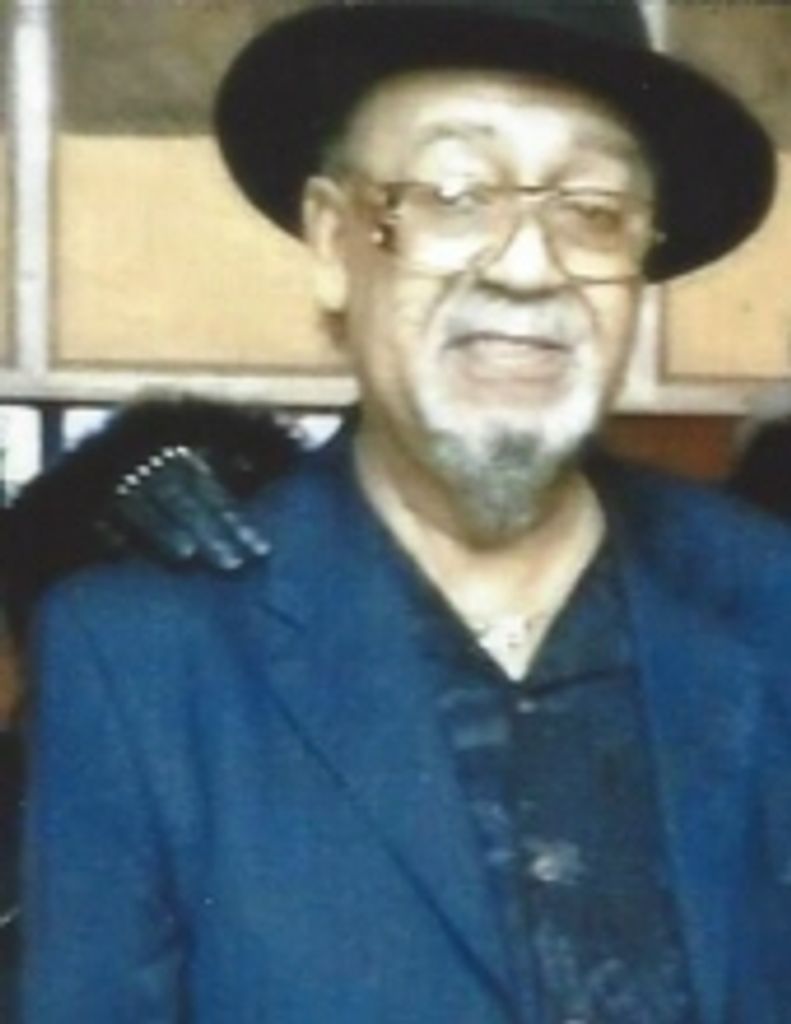 Robert Simpson Profile Photo