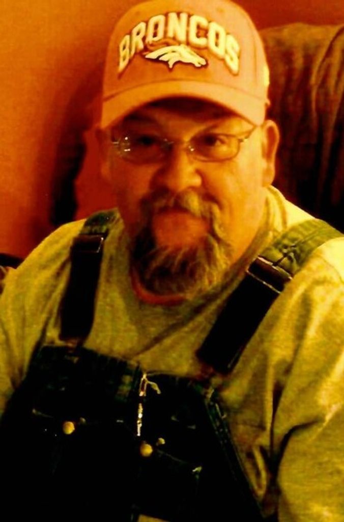 Thomas Edward "Tiny" Williams Profile Photo