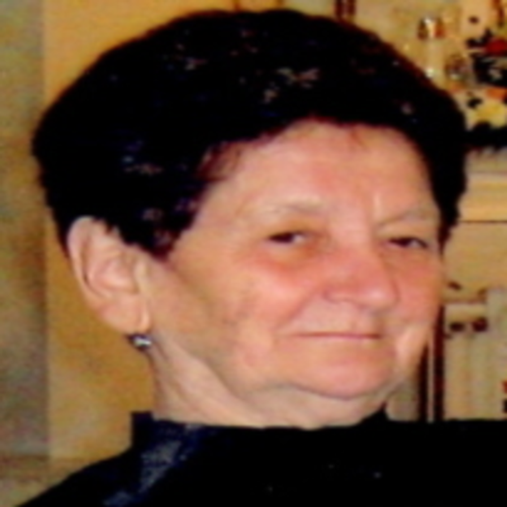 Maria L. Dossantos