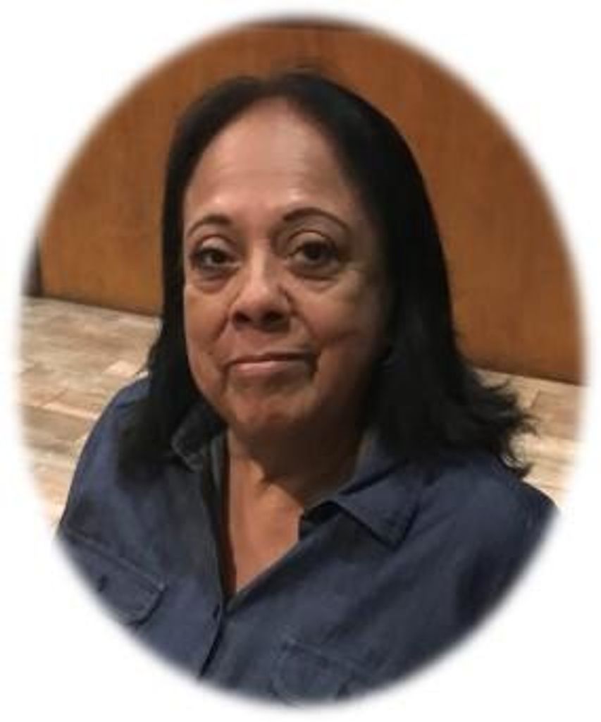 Rebecca De Leon Profile Photo