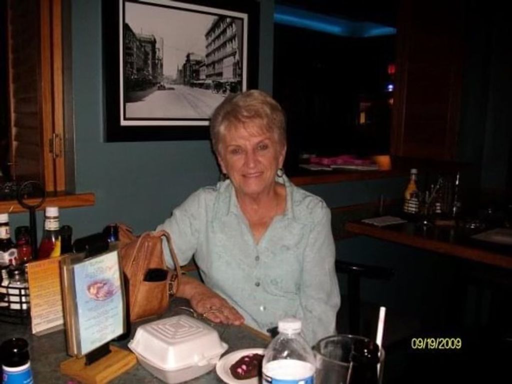 Mary (Gazdecki) Carnahan Profile Photo