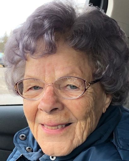 Jessie Clow Profile Photo