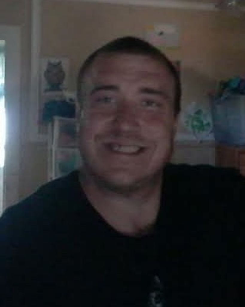 Jeremy Scott Tighe Profile Photo