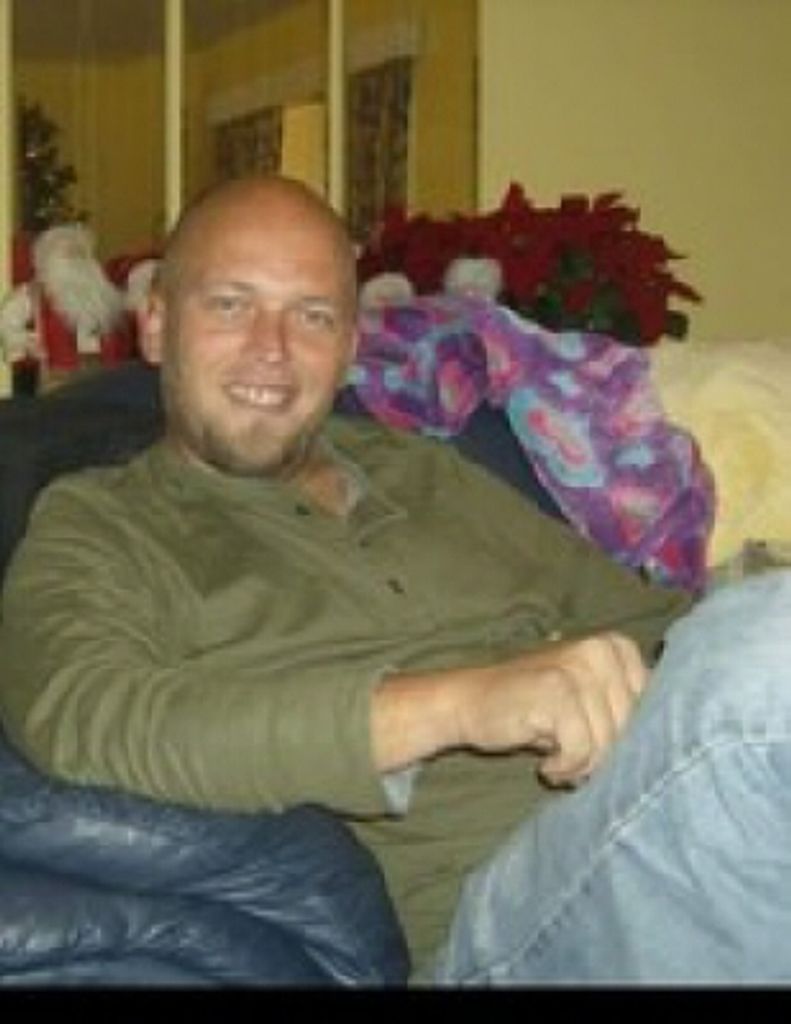 Johnny Ray Bennett Profile Photo