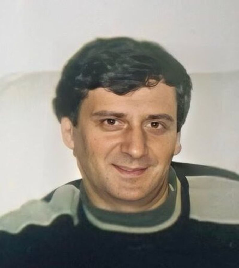 Arben Hoxha Profile Photo