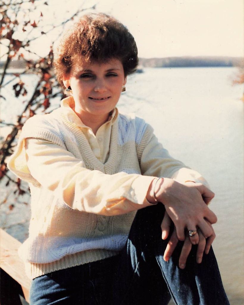 Lisa Dawn (Crall) Echelberry