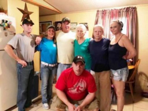 Brenda Jean Bailey photo gallery thumbnail 9 of 37