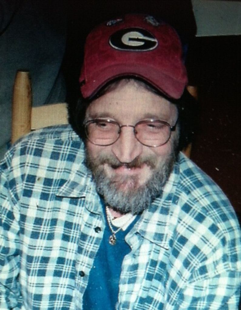 Robert "Bobby" Estes