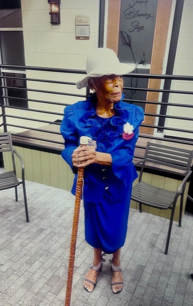 Flonnie Nora Thomas Anderson