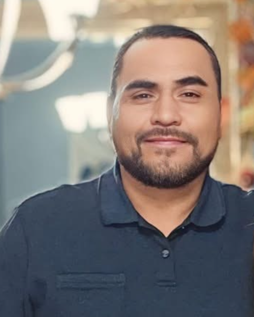 Genovevo “Chino” Hernandez Profile Photo