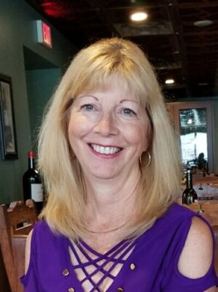Susan Hintz Profile Photo