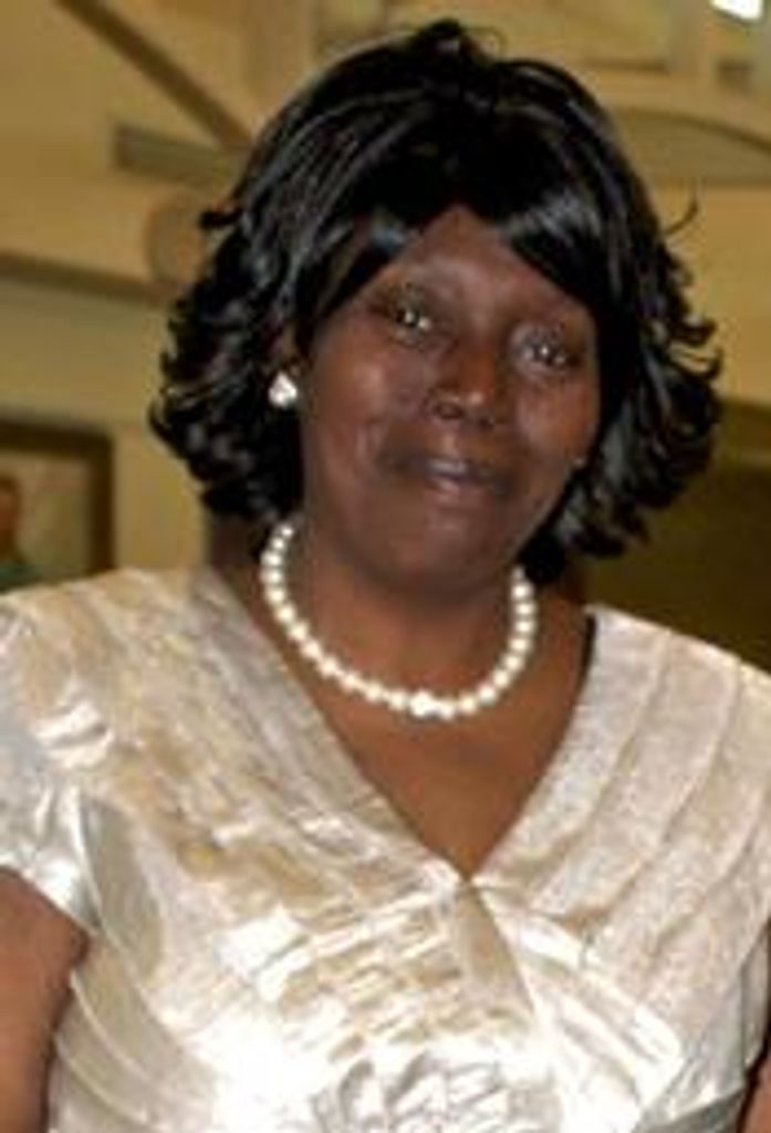 Helen Lewis Profile Photo