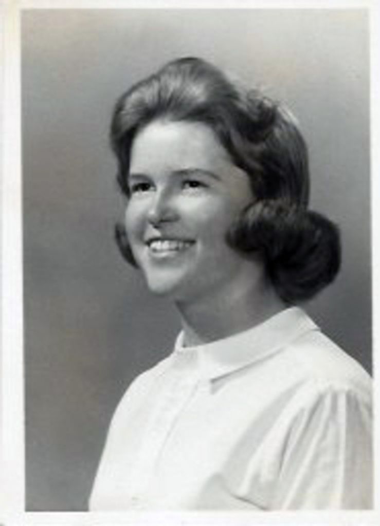 Sandra Lober Profile Photo