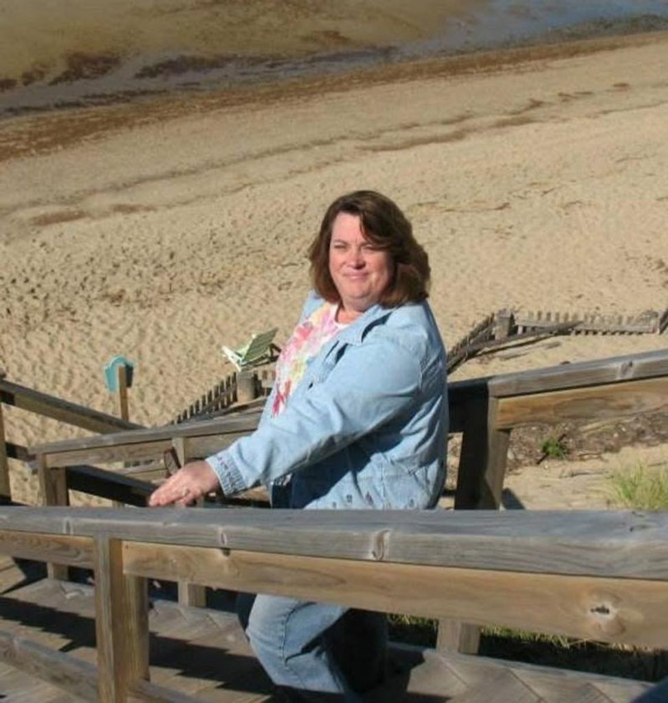 Joanne Marie Small Profile Photo