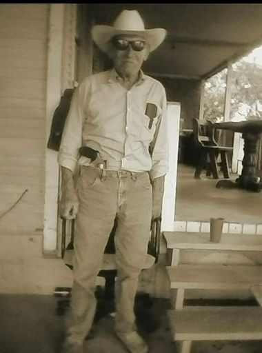 Santos Valdez Sr. photo gallery thumbnail 68 of 151