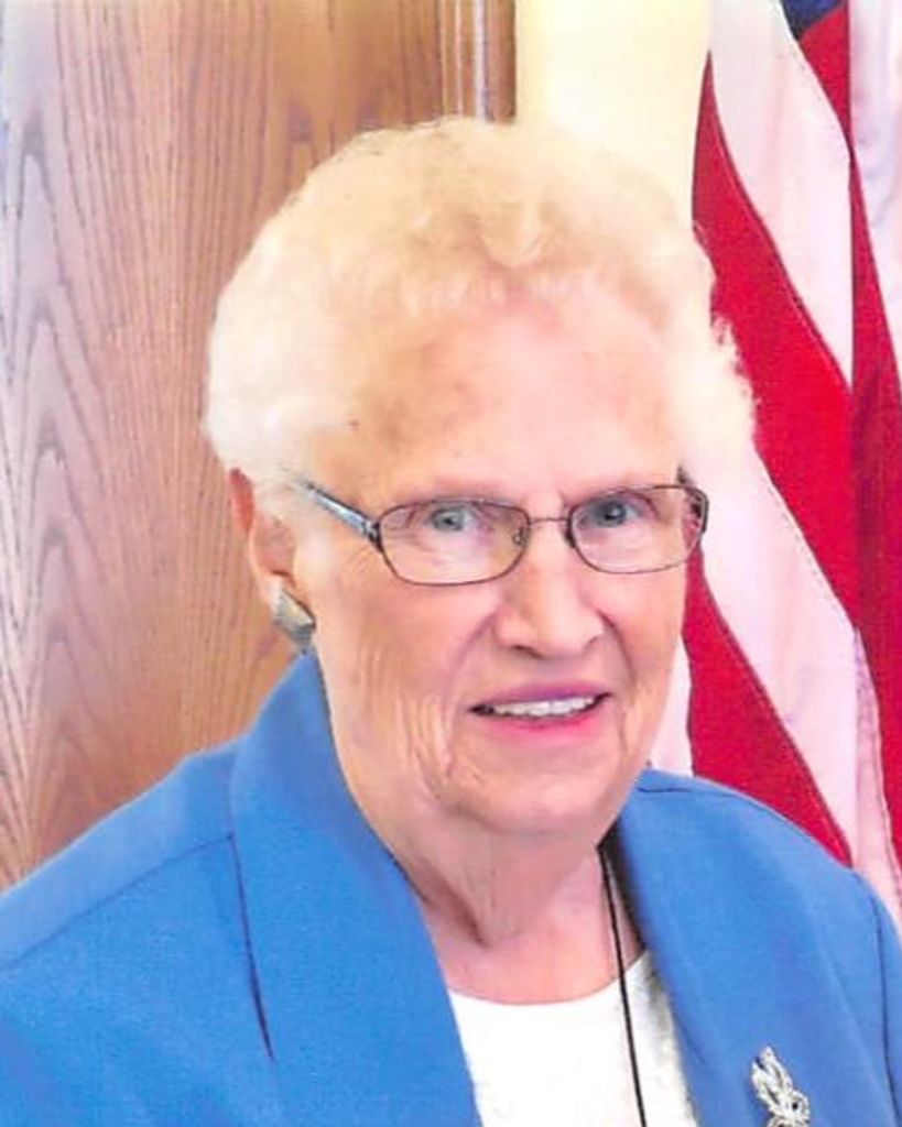 Lena Louise Attoe