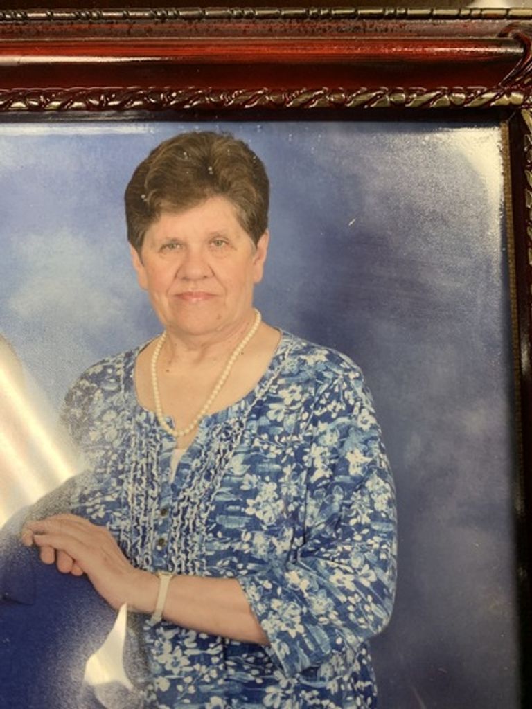 Lizzie Warren Mcmillen Profile Photo