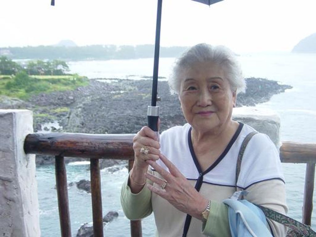 Terry W. Kim Profile Photo