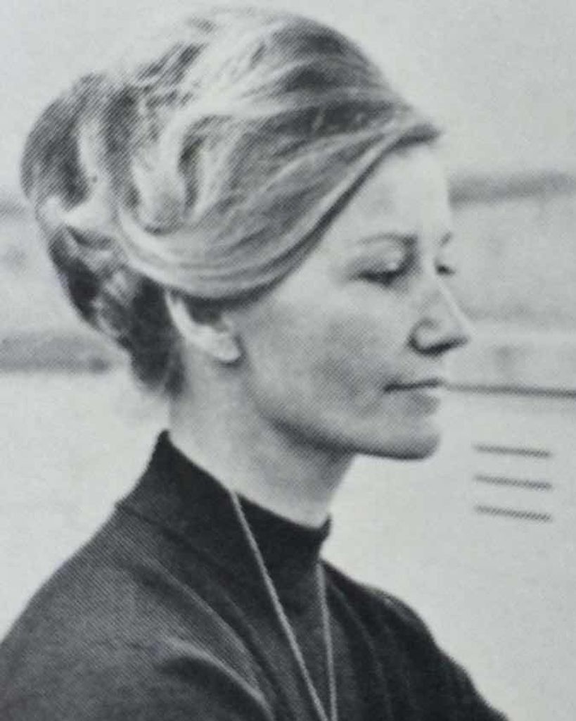 Delores Verna Jannsen Stapler