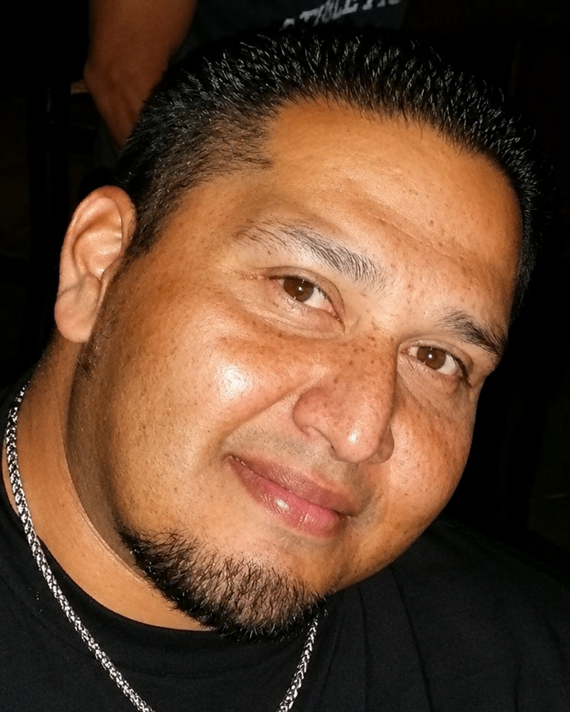 Gilbert Montez