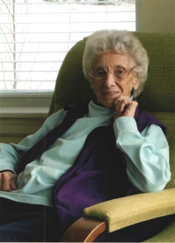 Agnes June Robertson Profile Photo