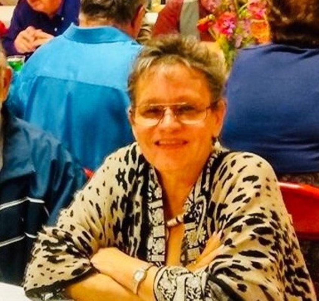 Jill T (Vanderah-Shanahan) Lee Profile Photo