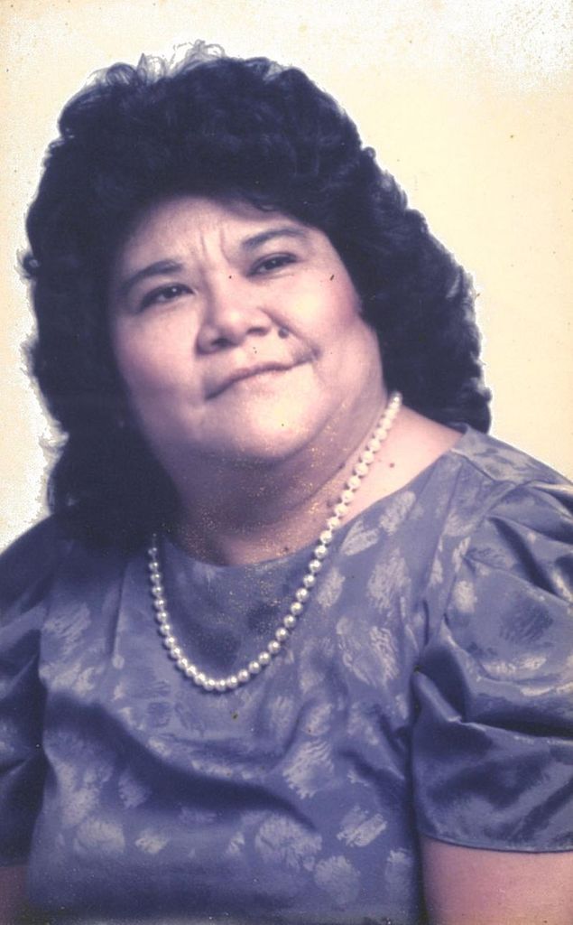 Angelita R Solis